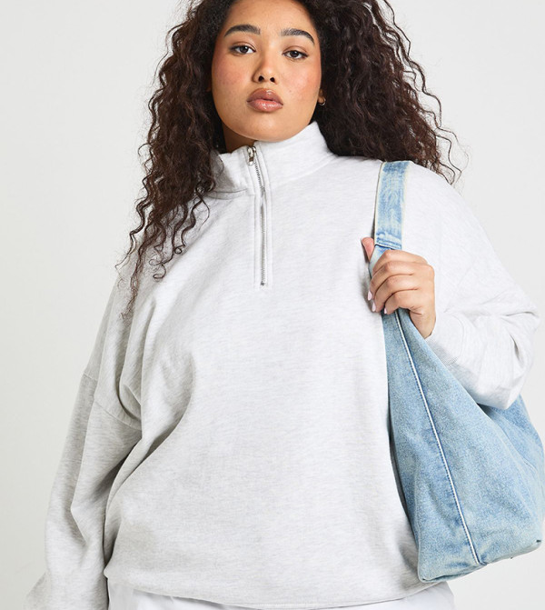 Curve Long Sleeves Half Zip Sweatshirt