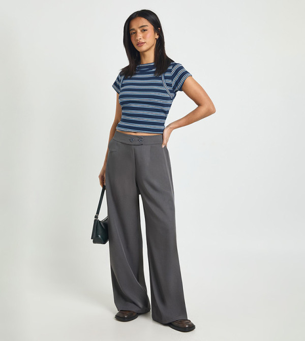 Petite Woven Pocket Detail Wide Leg Trousers