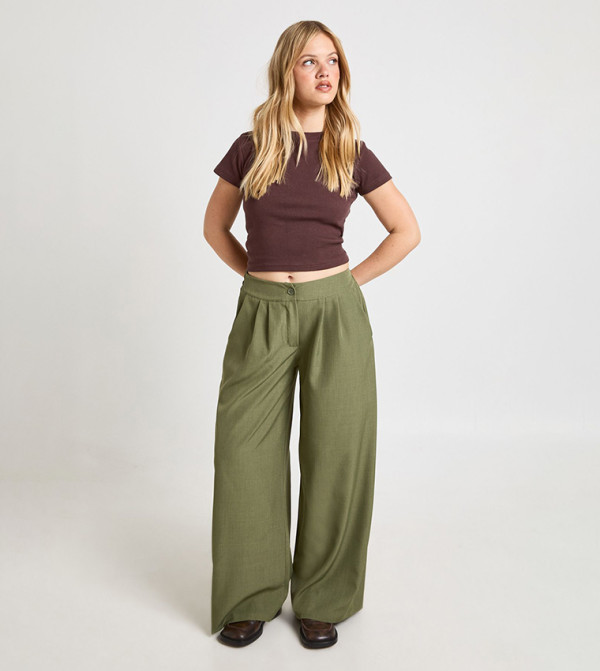 Petite Woven Tailored Pleated Wide Leg Trousers