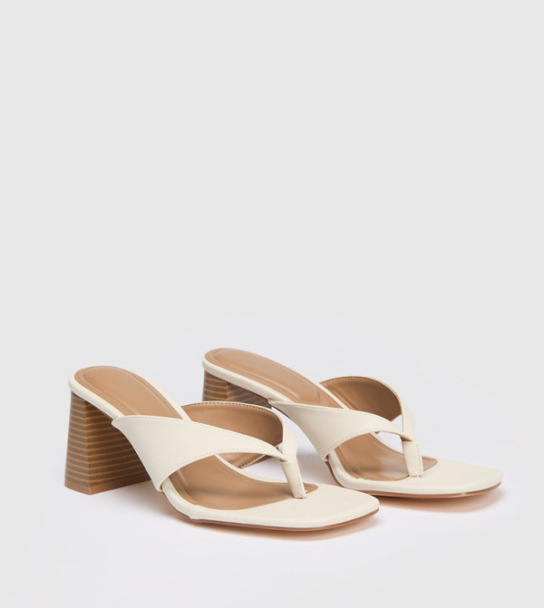 Textured Toe Post Heeled Sandals