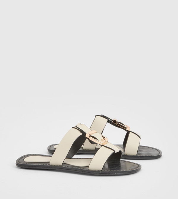 Buckle Detail Strappy Flat Sandals