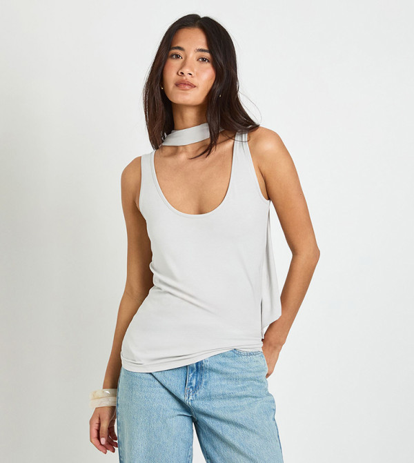 Scoop Vest with Neck Sacrf