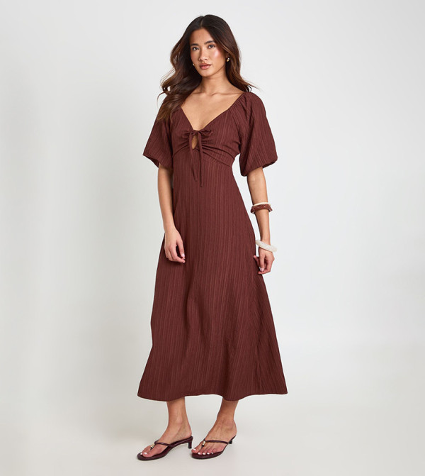Textured Volume Sleeves Midaxi Dress