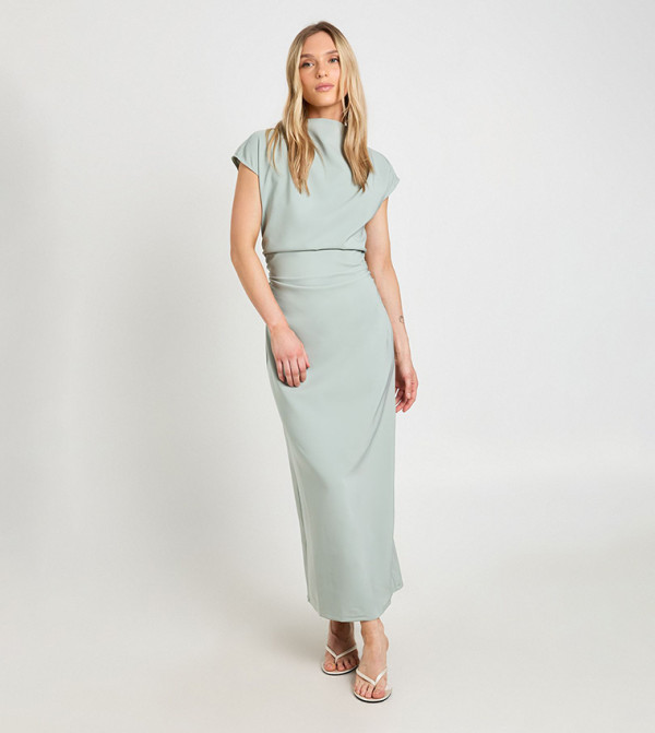 Petite Ruched Waist Open Back Maxi Dress
