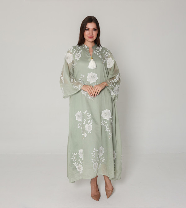 Petal Grace Embroidered Jalabiya