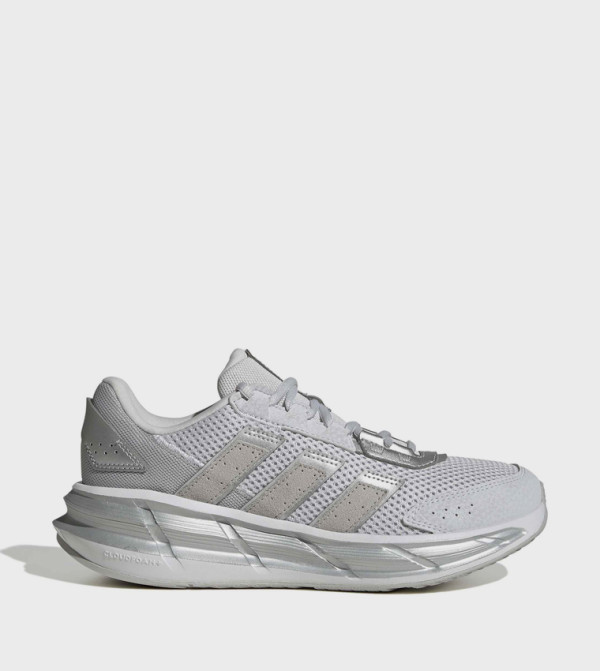 ASTRASTAR Stripe Detail Lace-Up Sneakers