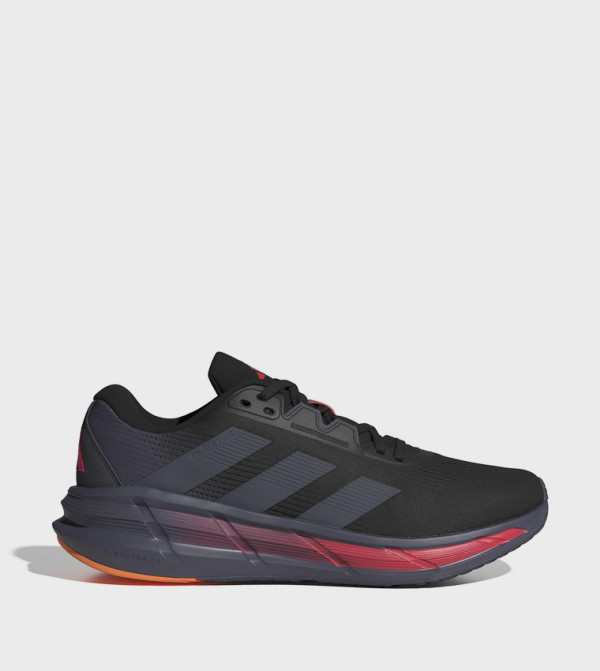 QUESTAR 3 Stripe Detail Lace-Up Running Shoes