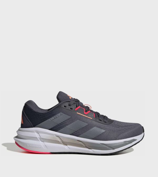 QUESTAR 3 Stripe Detail Lace-Up Running Shoes
