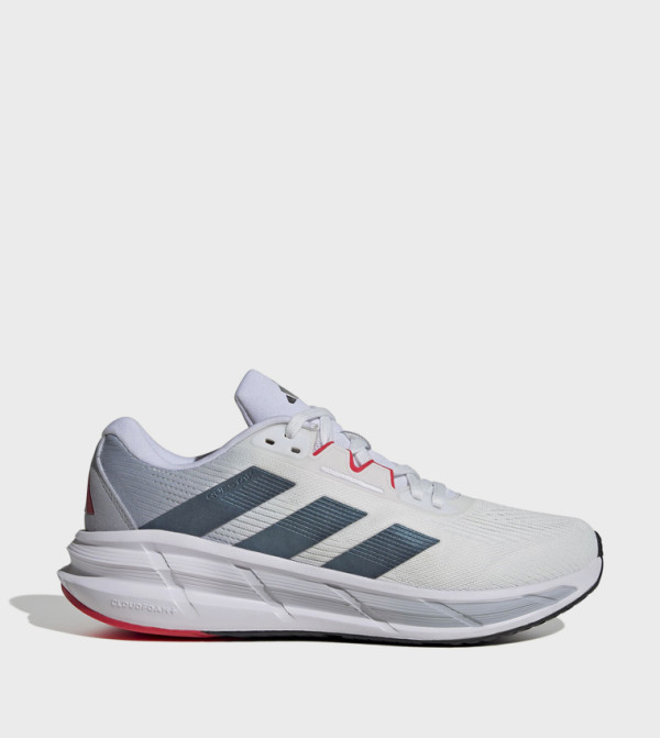 QUESTAR 3 Stripe Detail Lace-Up Running Shoes