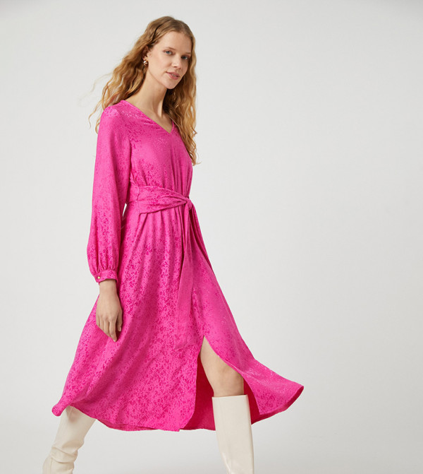 Belt Detail Long Sleeves Midi Dress