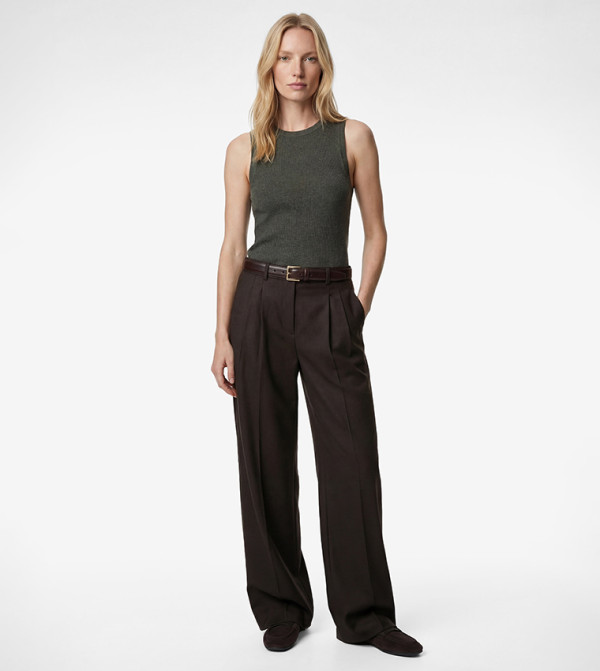 Knitted Crew Neck Tank Top