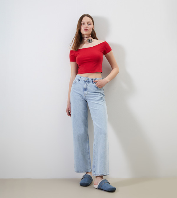 High Waist Straight Fit Jeans
