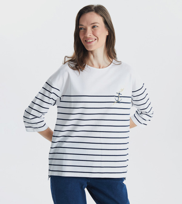 Anchor Embroidered 3/4 Sleeves T-Shirt