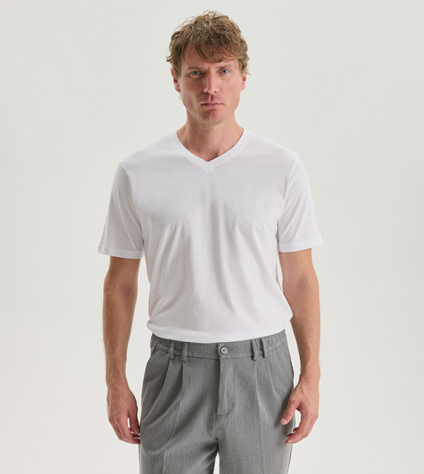 Solid Short Sleeves V-Neck T-Shirt
