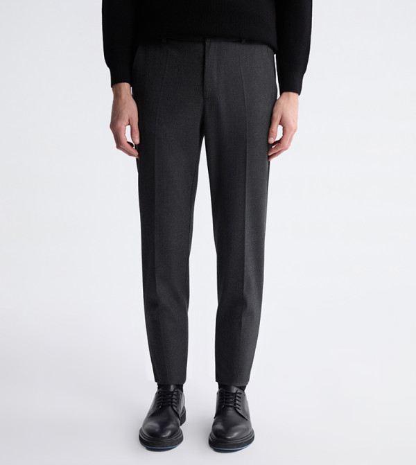 Solid Mid Rise Slim Fit Trousers
