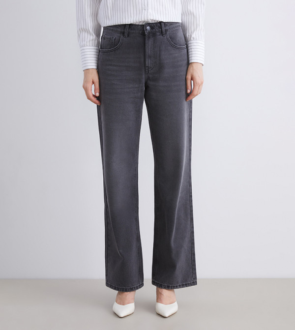 Washed High Waist Straight Fit Jeans