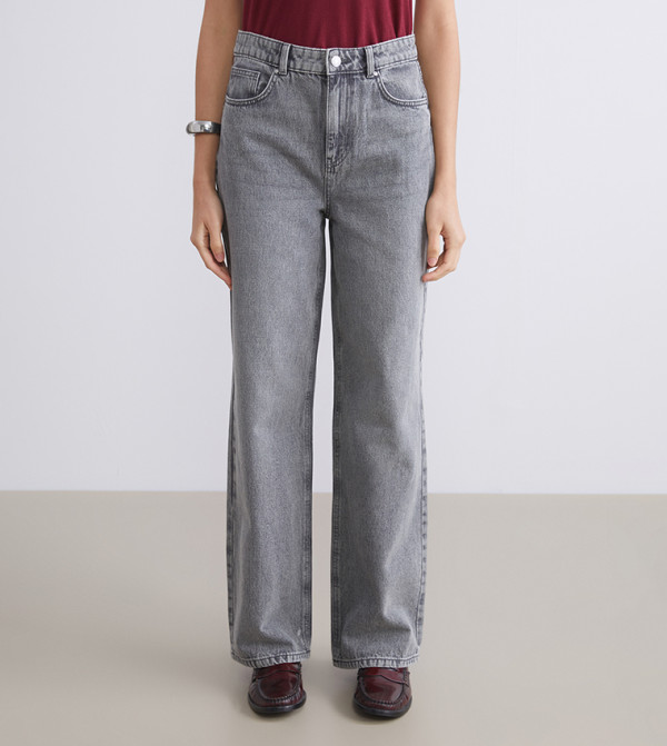 Washed High Waist Straight Fit Jeans
