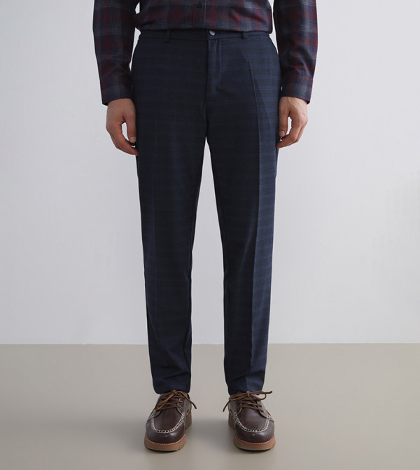 Mid Rise Standard Fit Trousers