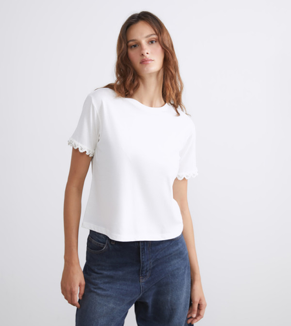Lace Detail Short Sleeves T-Shirt