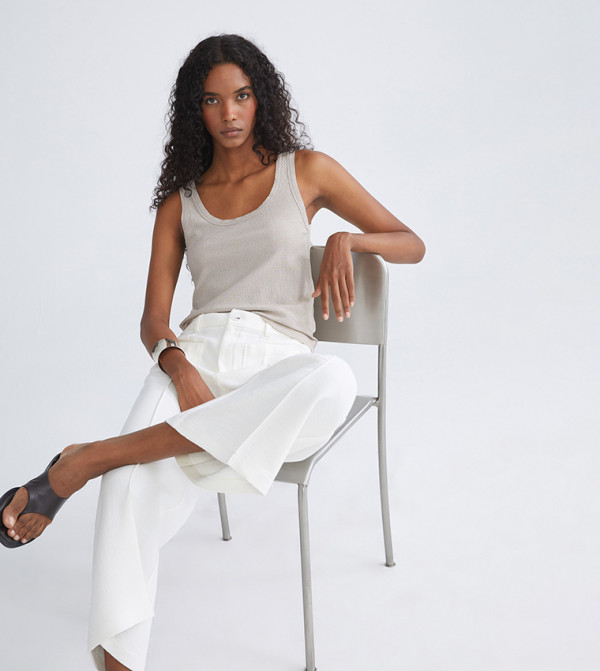 Textured Scoop Neck Tank Top