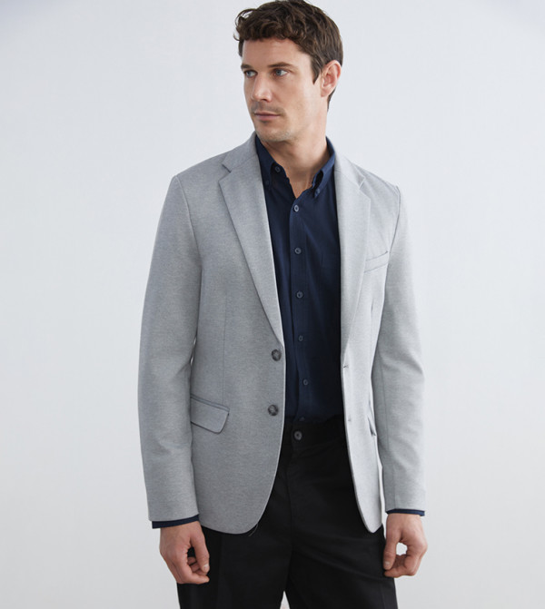 Solid Single Breasted Slim Fit Blazer