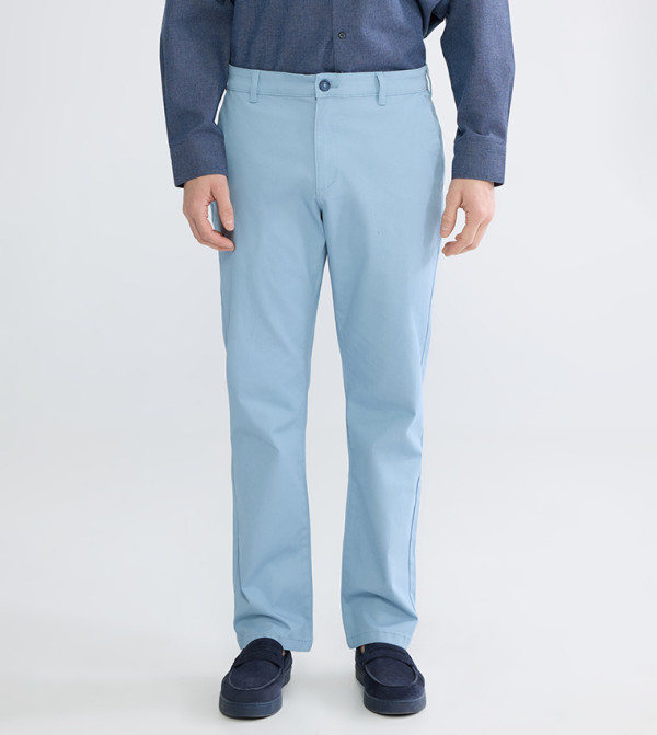 Solid Straight Fit Gabardine Chinos