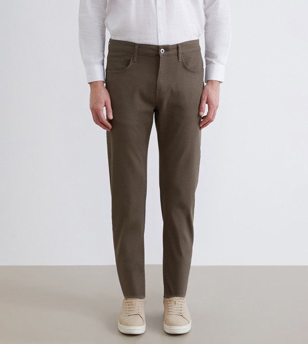 Mid Rise Slim Fit Gabardine Chinos