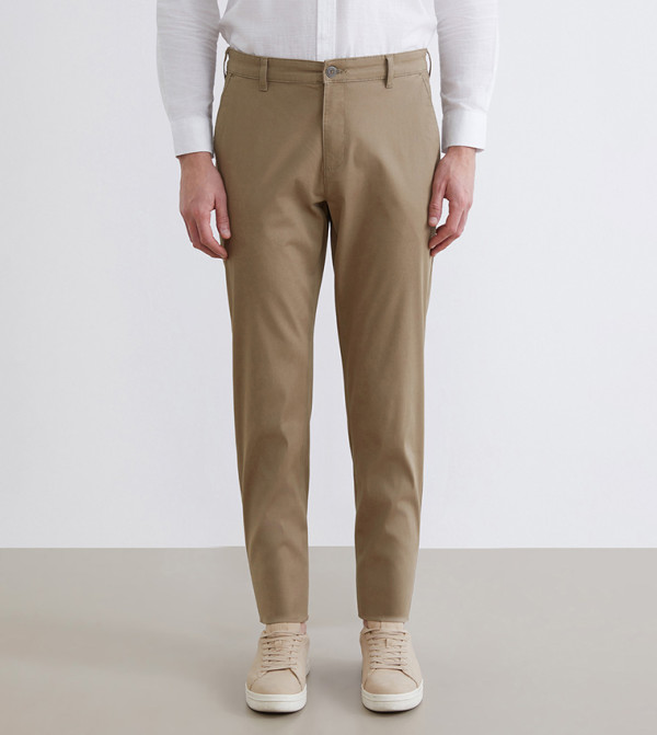 Mid Rise Slim Fit Gabardine Chinos