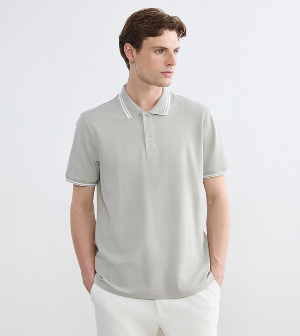 تيشيرت بولو بكم قصير