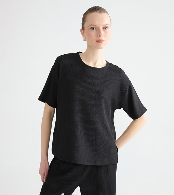 Textured Short Sleeves T-Shirt