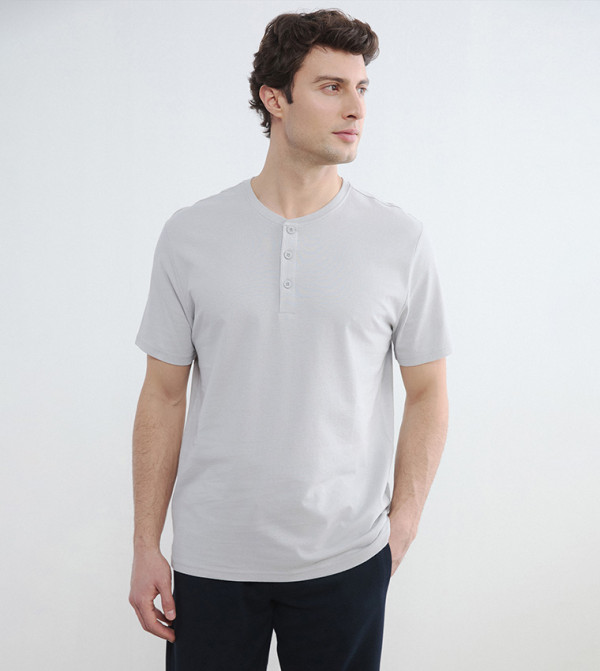 Solid Short Sleeves Casual T-Shirt