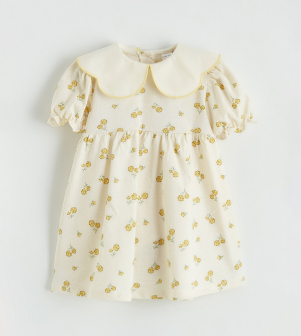 فستان كم قصير بقبة بيتربان 