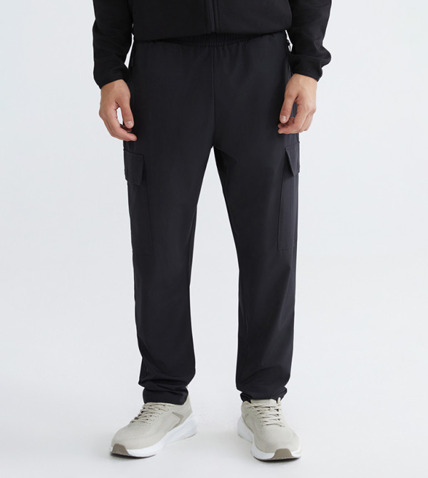 Drawstring Waist Slim Fit Joggers