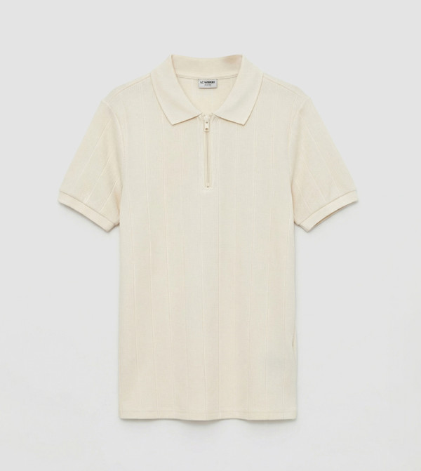 تيشيرت بولو بكم قصير 