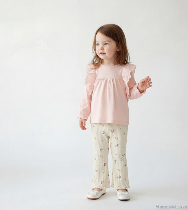 Printed Ruffle Trim Clothing Set