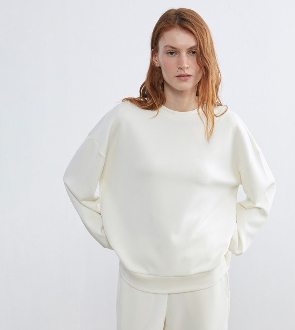 سويتشيرت أوفرسايز بقبة مستديرة