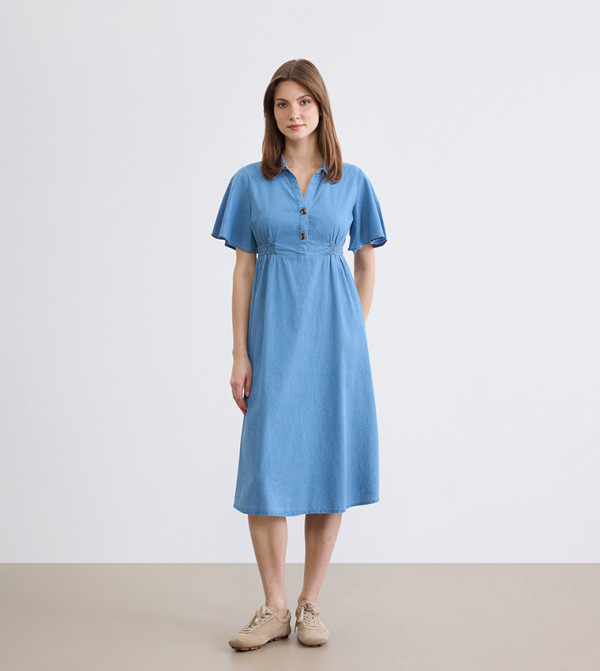 فستان جينز مغسول كم قصير