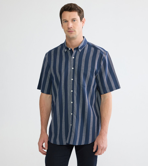 Striped Short Sleeves Dobby Shirt