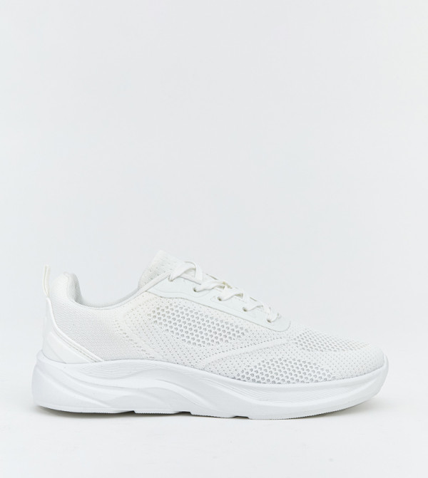 Round Toe Mesh Runner Sneakers
