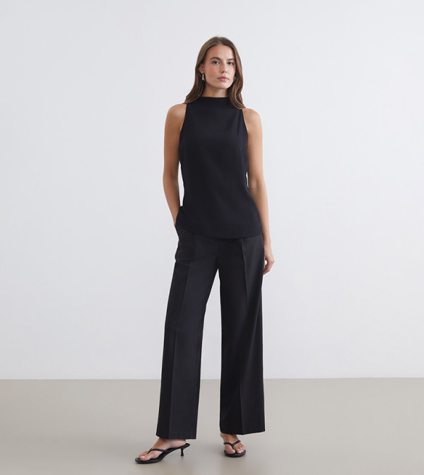 Solid Wide Leg Pleated Trousers