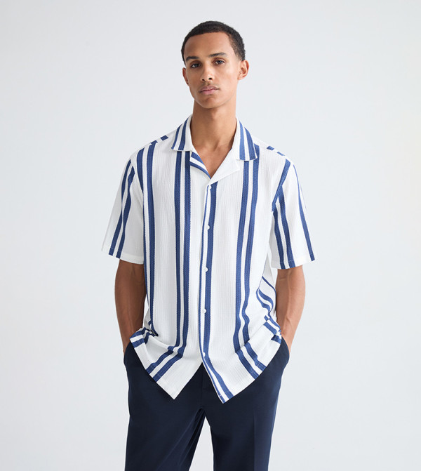 Striped Short Sleeves Resort Collar Shirt