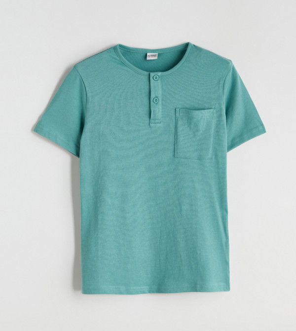 تيشيرت كاجوال بكم قصير 