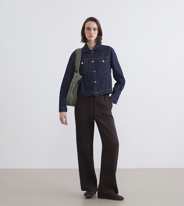 بنطلون بخصر مطاطي