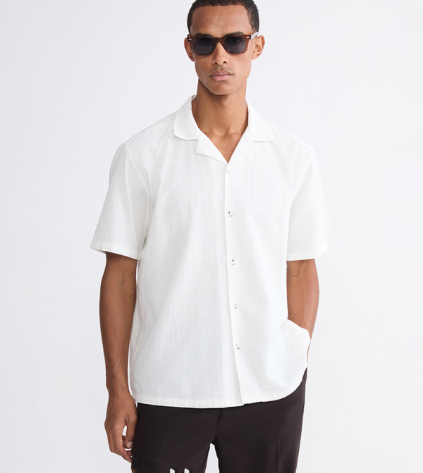 Textured Short Sleeves Casual Shirt