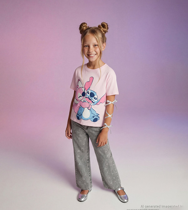 تيشيرت بكم قصير بطبعة ستيتش وانجل