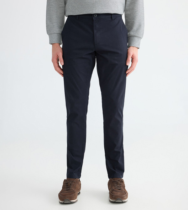 Solid Mid Rise Slim Fit Chinos