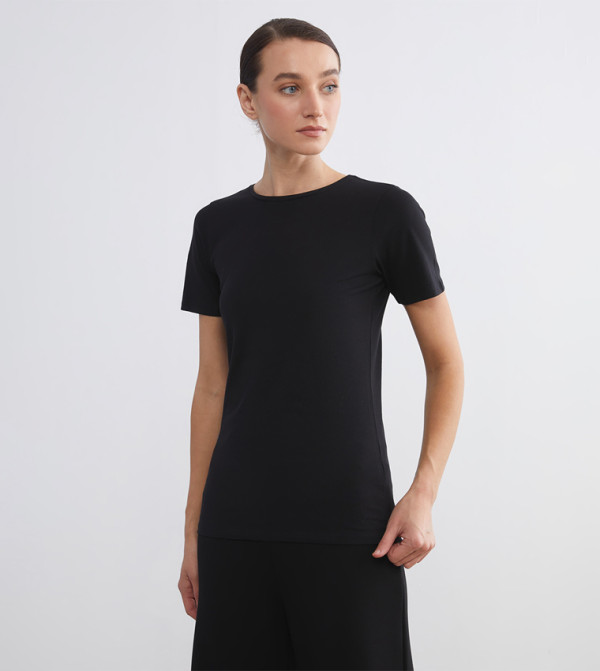 Solid Crew Neck T-Shirt