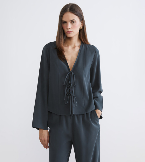 Textured Long Sleeves Top