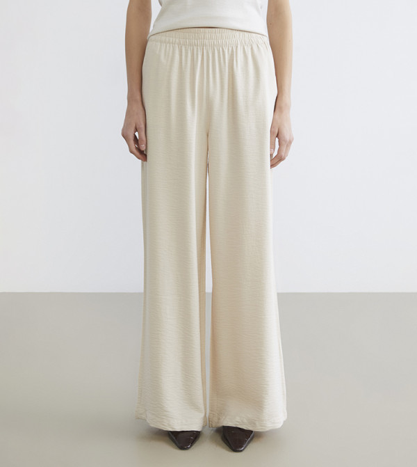 Textured Elastic Waist Trousers