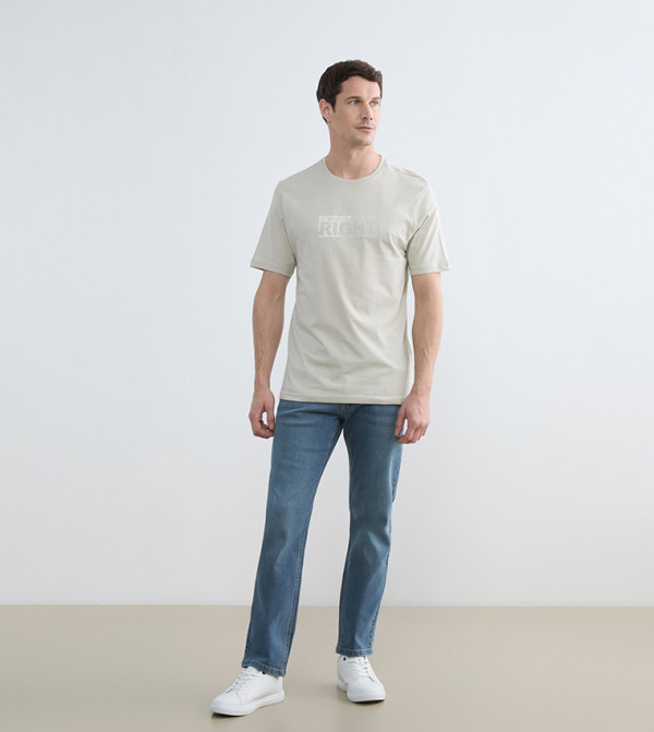 750 Washed Slim Fit Jeans